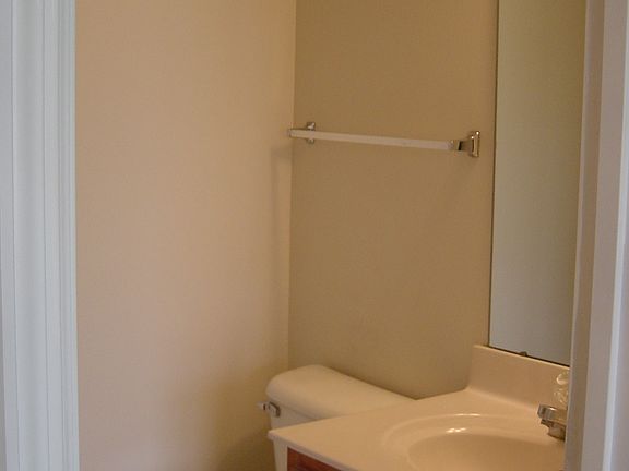 4th image of 256 Wood Forge Cir