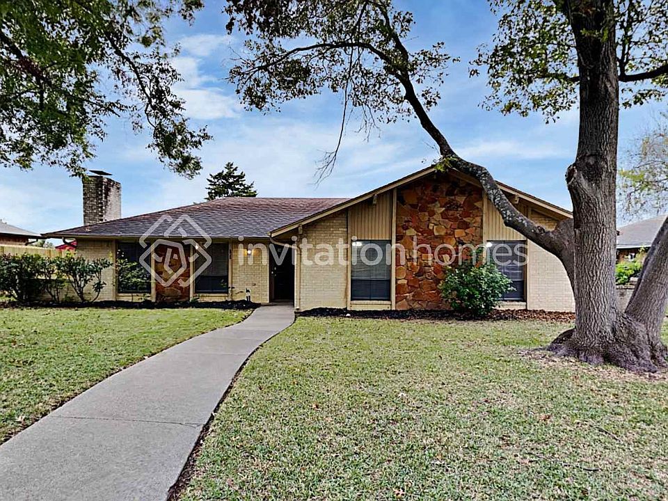 1st image of 427 Newcastle Dr
