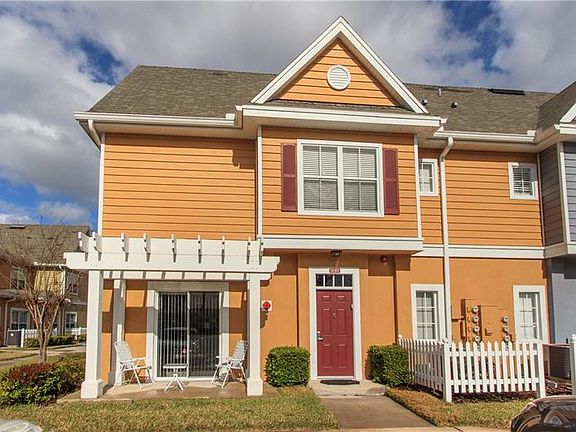 2nd image of 2620 Lodi Cir APT 101