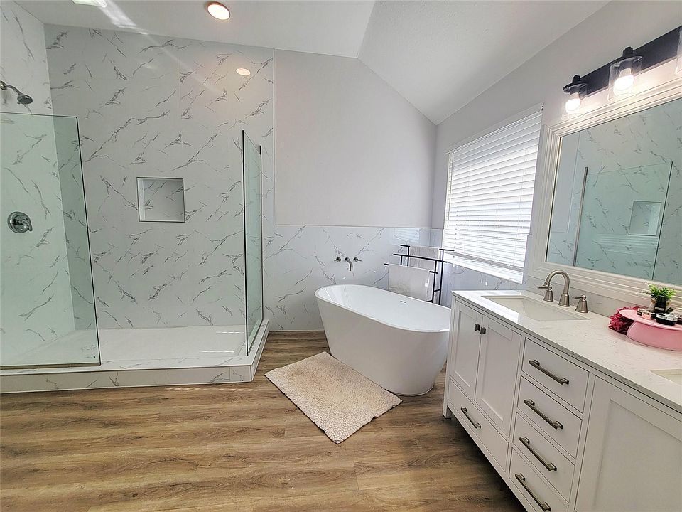 1st image of 5015 Aquilla Ct