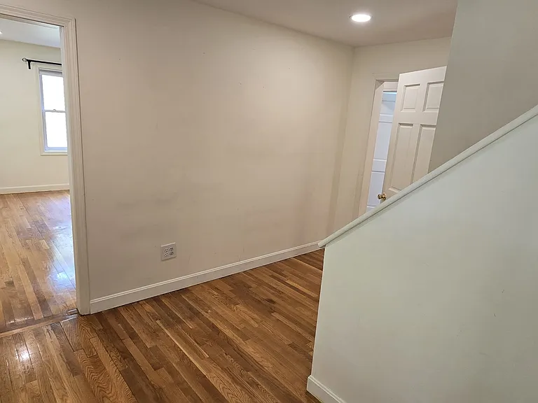 120 Mahala Way — Photo 37