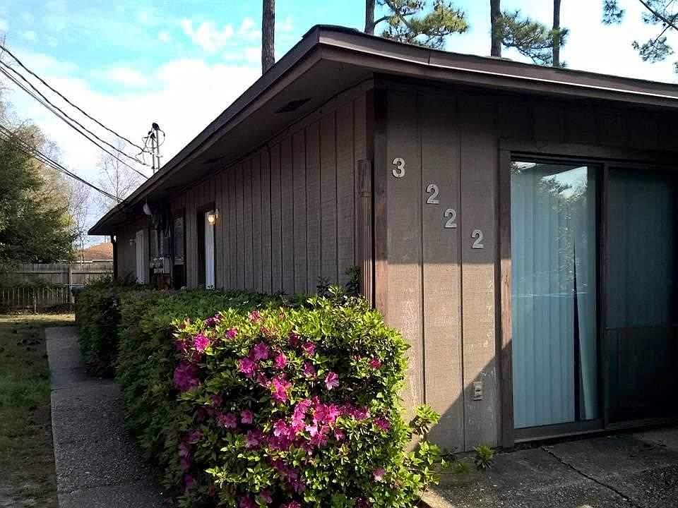 1st image of 3222 Maplewood Dr
