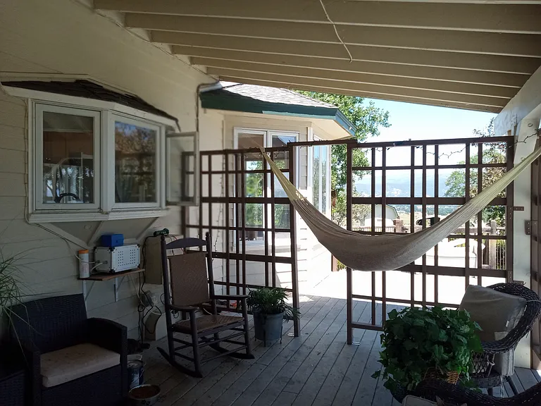 Leal Dr — Photo 23
