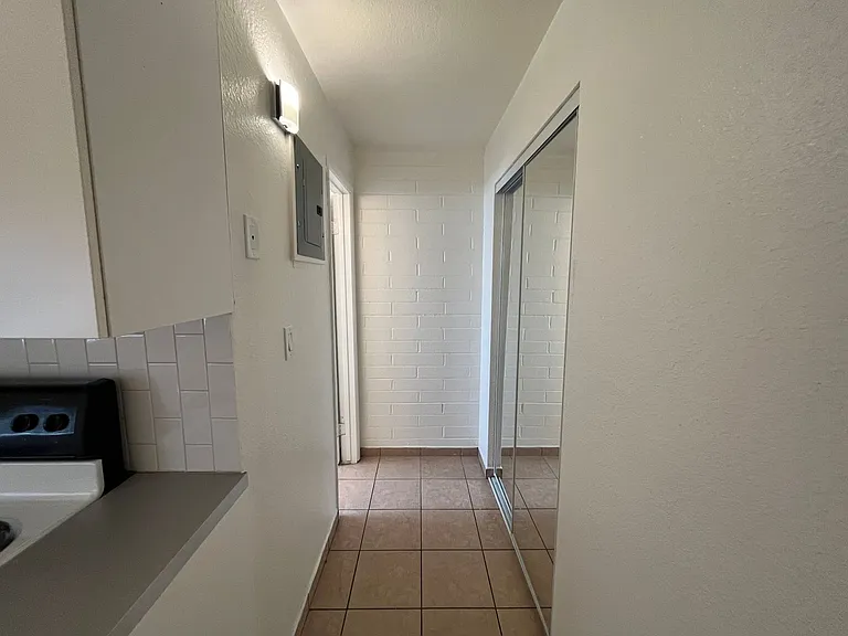 901 E. Pierce St. — Photo 35