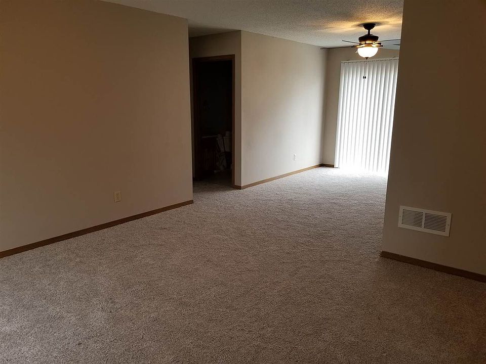 606 E 3rd St, Paxton, NE 69155 Zillow