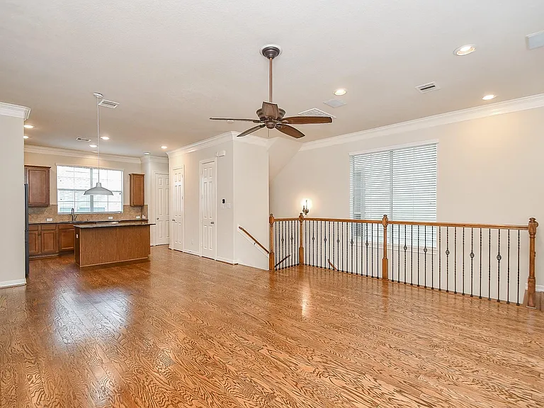 3126 Clearview Cir — Photo 6