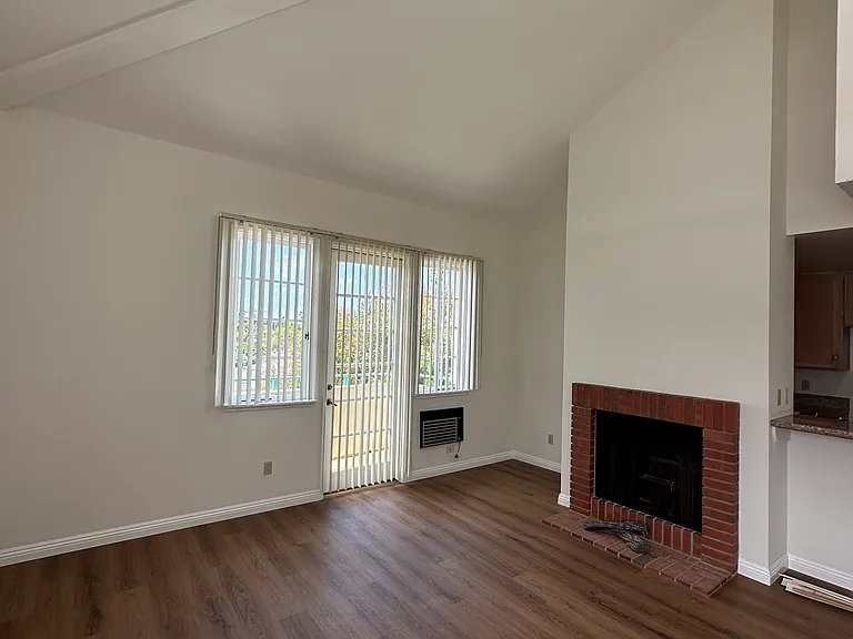 4230 S Centinela Ave #301 — Photo 8