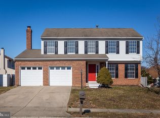 4 Earls Ct, Newark, DE 19702