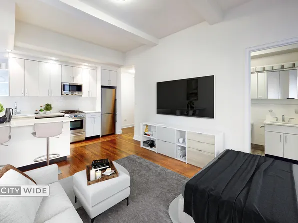 140 E 46th St APT 2S, New York, NY 10017