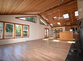 1545 NE 96th St, Seattle, WA 98115