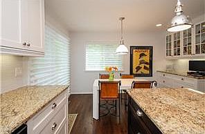 4th image of 19 Heritage Dr