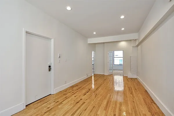 Rented by Corcoran | media 7