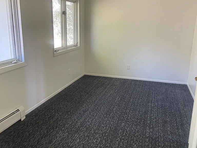 1185 Park Ave — Photo 8