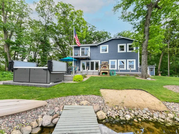 28967 War Bonnet LANE, Waterford, WI 53185