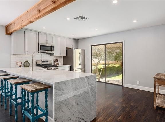 3rd image of 7107 Fireoak Dr
