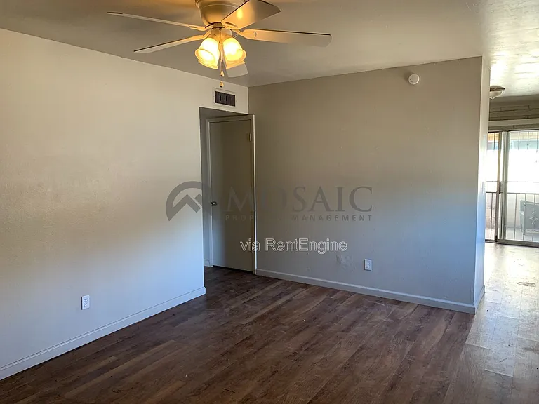 1204 S McClintock Dr #A — Photo 3