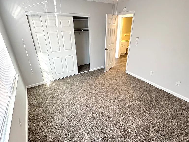 Madison Place Apartments — Photo 13