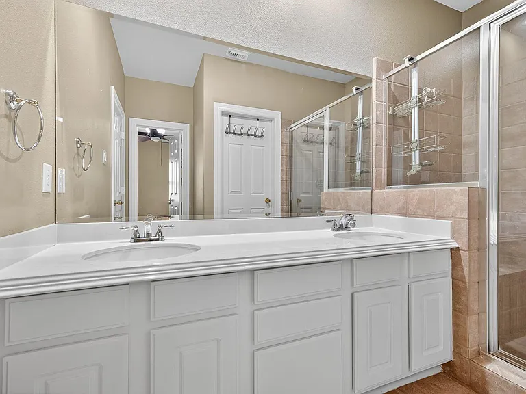 11938 Rosebrier Park Ln — Photo 37