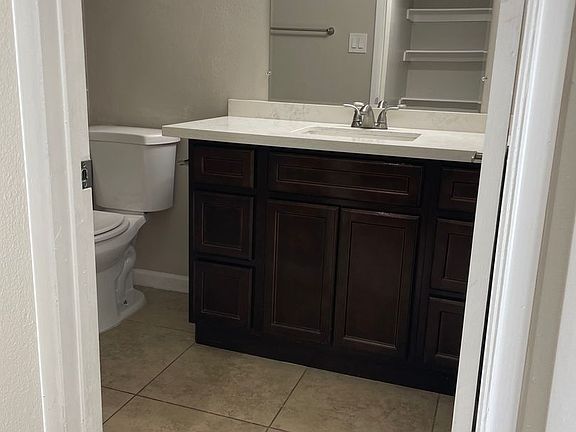 5th image of 1820 W Mulberry Dr #201