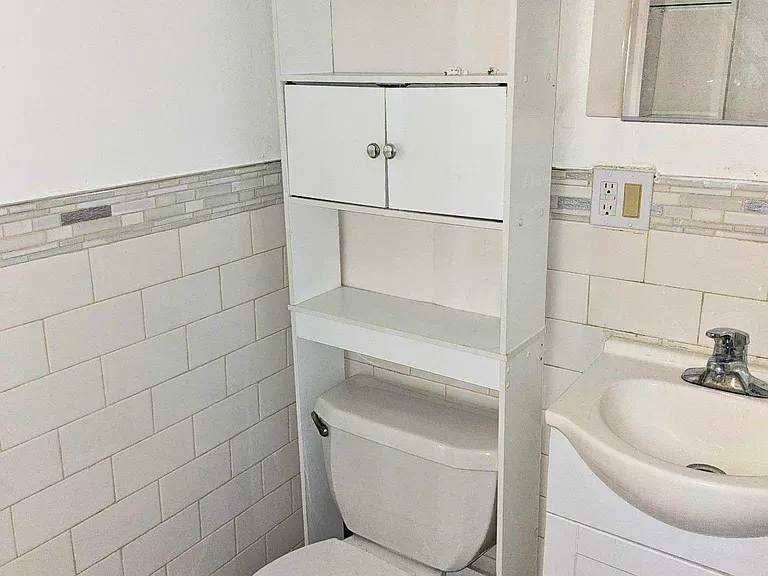 291 Linden Ave — Photo 9