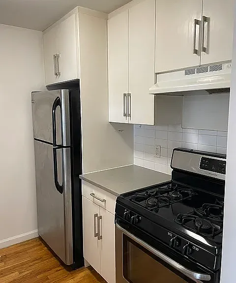 3210 Riverdale Ave #6B — Photo 3