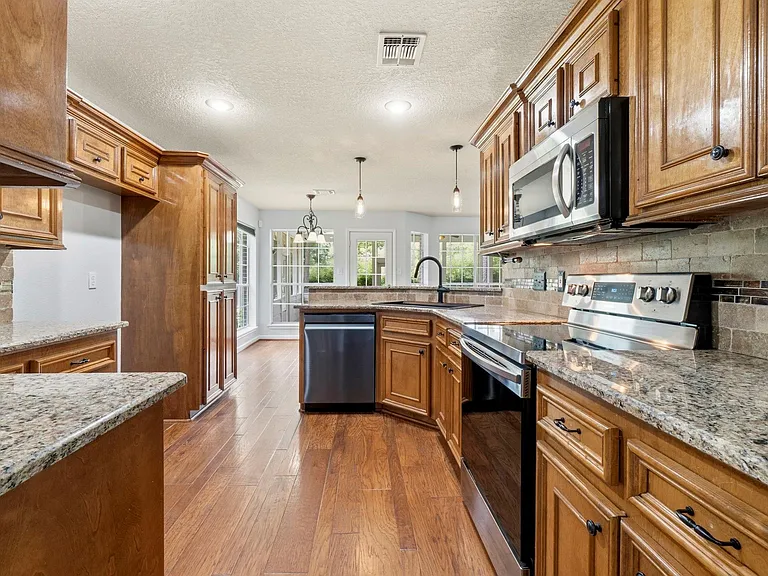 7314 Charred Pine Dr — Photo 12
