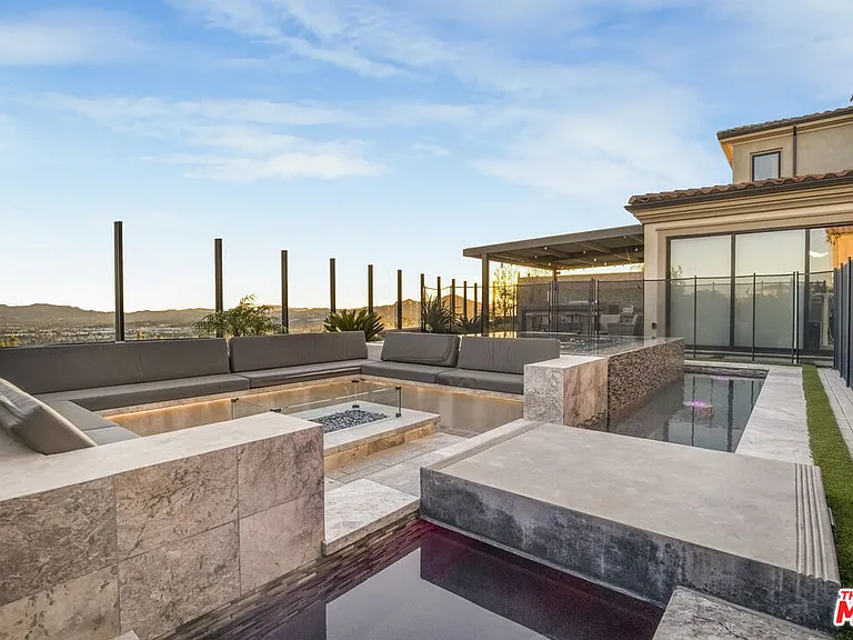 20254 Liverpool Way — Photo 38