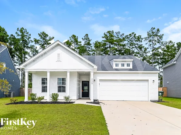 229 Lucca Dr, Summerville, SC 29486