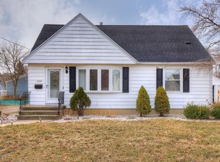 1300 Ellsmere St NE, Grand Rapids, MI 49505