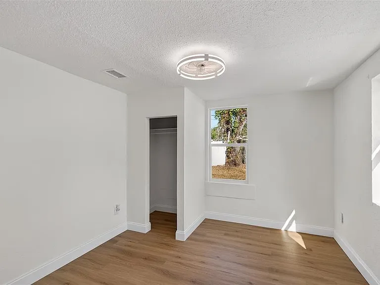 4545 12th Ave S — Photo 11