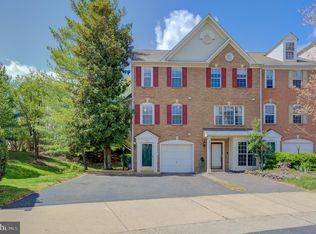 8526 Coronation Ln, Bristow, VA 20136