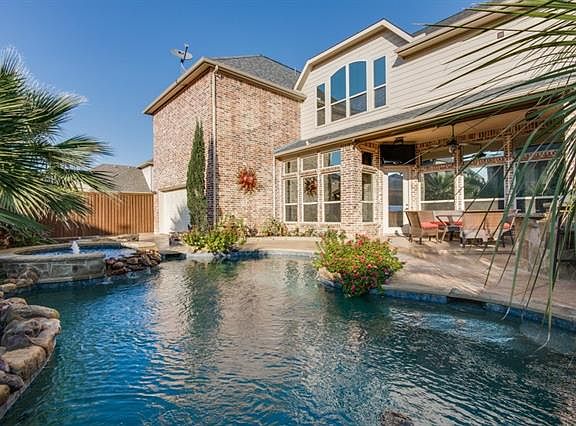 3rd image of 11295 Graceland Ln