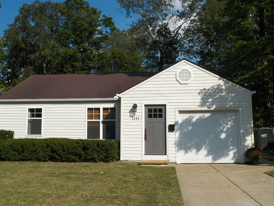1st image of 1111 Genesee Ave