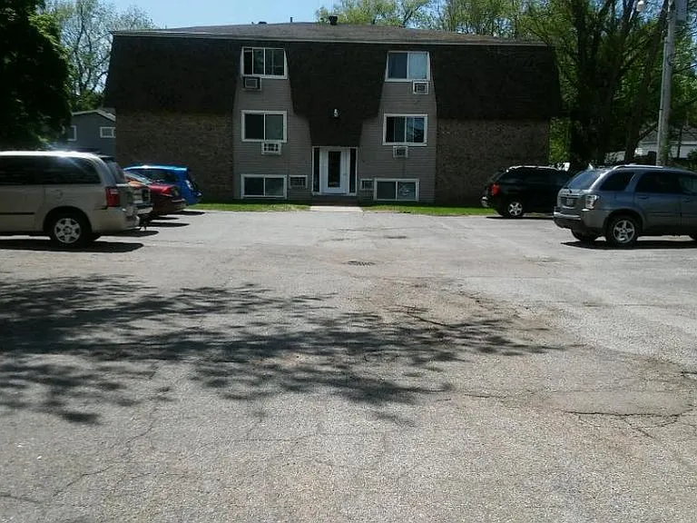 510 E Main St #12 — Photo 4