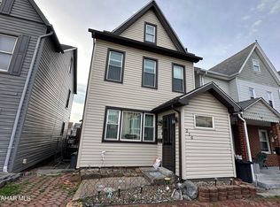 210 Crawford Ave, Altoona, PA 16602