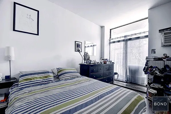 Rented by Bond New York | media 18