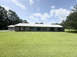 16 County Road 5033, Heidelberg, MS 39439