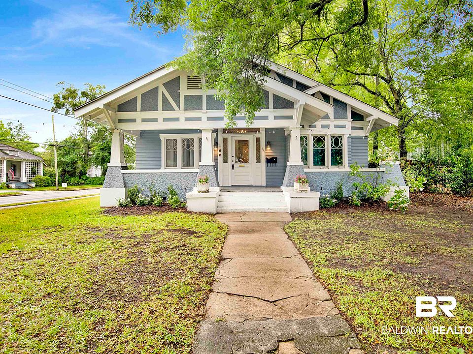 1st image of 1551 Monterey Pl