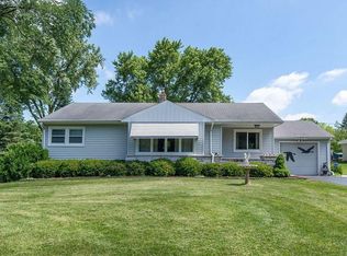 S64W18150 Martin Dr, Muskego, WI 53150
