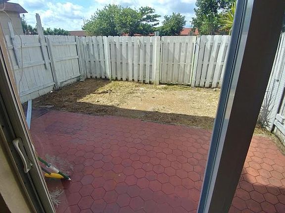 5th image of 7906 Kimberly Blvd