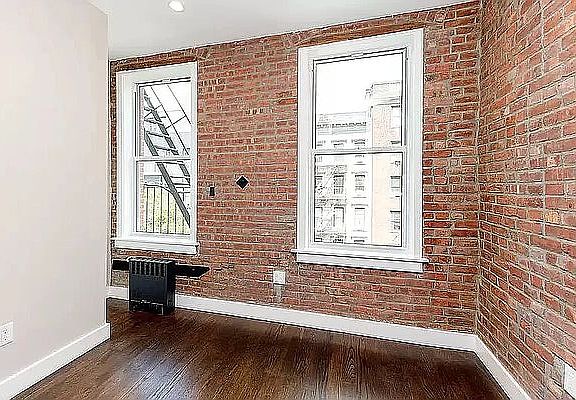 5th image of 70 Carmine St #3F