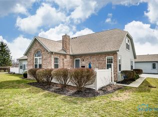 2236 Fox Run Cir #U12-45, Findlay, OH 45840