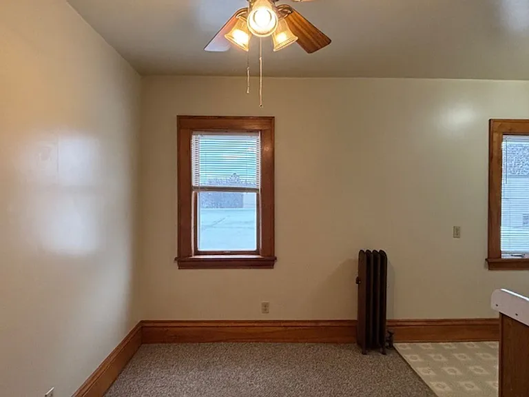 1635 Sherburne Ave — Photo 9
