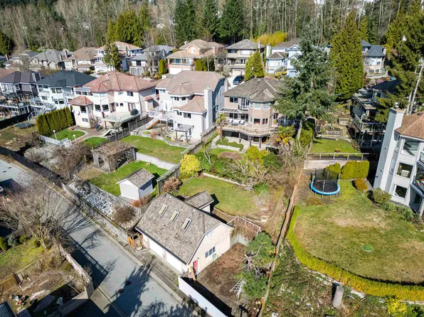 67 Timbercrest Dr, Pt Moody, BC V3H 4T1