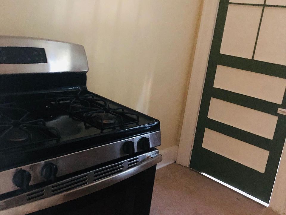 2nd image of 293 Norton St APT B6