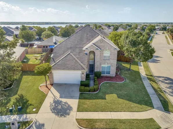 2752 Stallion Dr, Little Elm, TX 75068