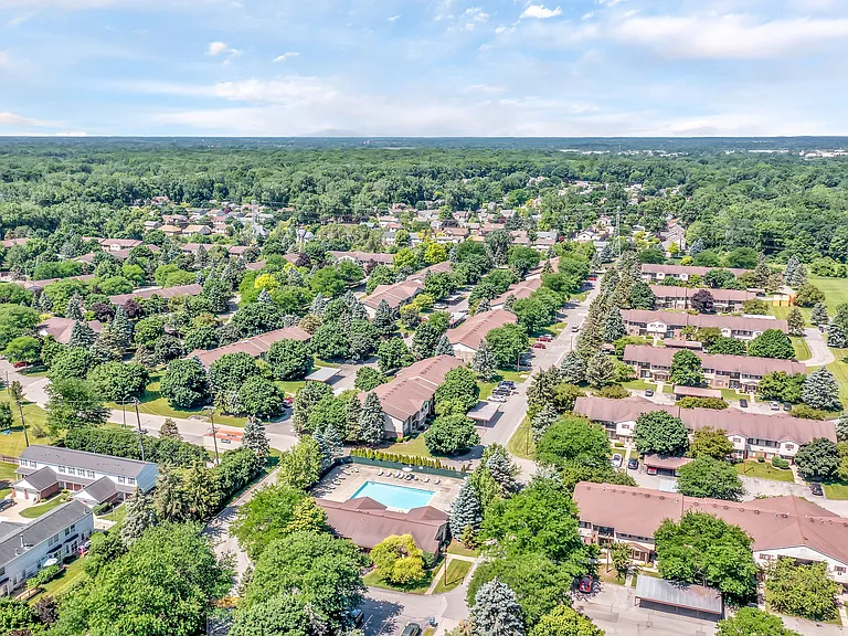 Reserve At Westland - Westland, MI — Photo 26