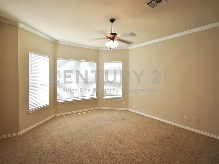 2610 Tall Meadows Dr — Photo 14