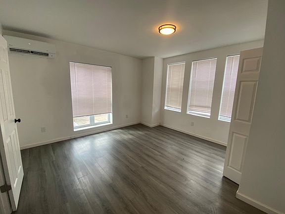 3rd image of 2524 W Allegheny Ave #1A