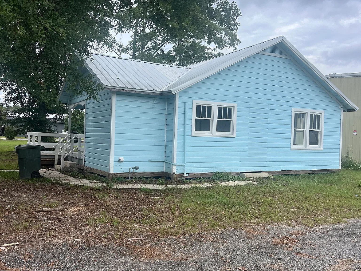 264 N Mahogany Ln — Photo 2